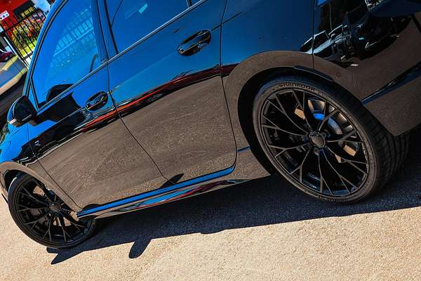 2025 Volkswagen Golf R Black Edition 8.5