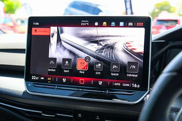 2025 Volkswagen Golf R Black Edition 8.5