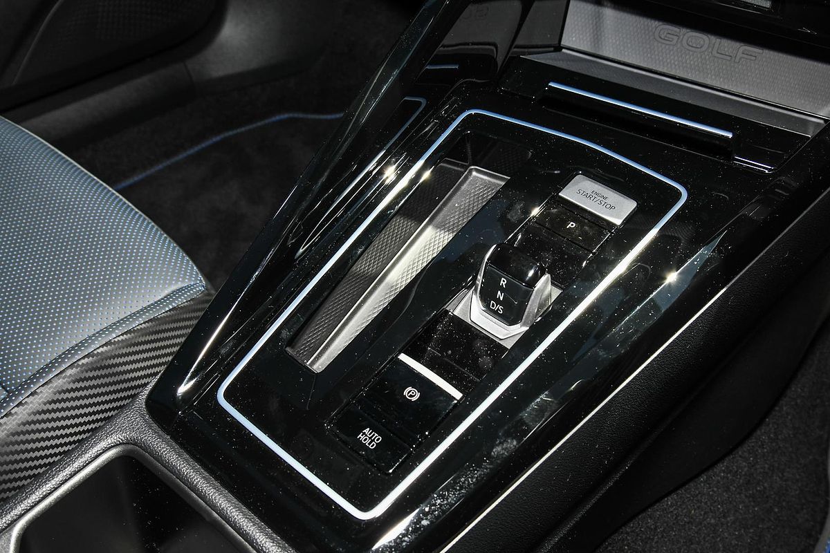 2025 Volkswagen Golf R Black Edition 8.5