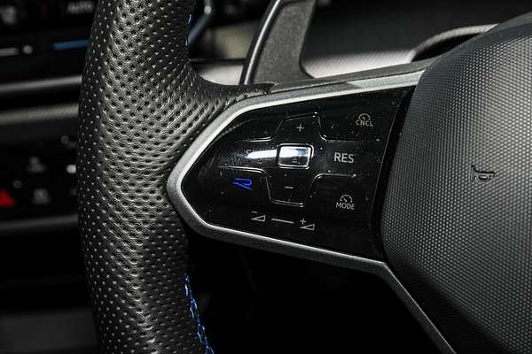 2025 Volkswagen Golf R Black Edition 8.5