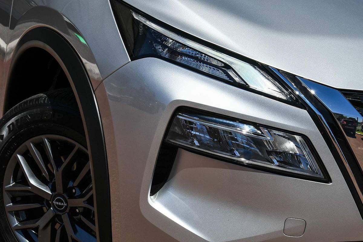 2024 Nissan X-TRAIL ST T33