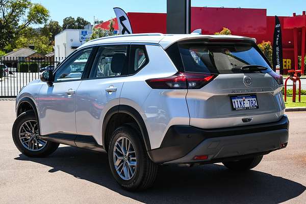 2024 Nissan X-TRAIL ST T33