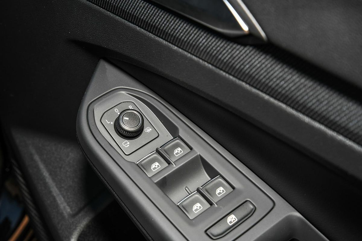 2025 Volkswagen Golf R Black Edition 8.5