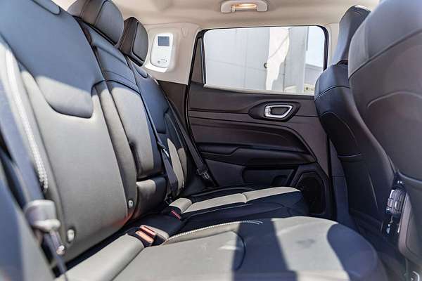 2024 Jeep Compass Summit e-Hybrid MV