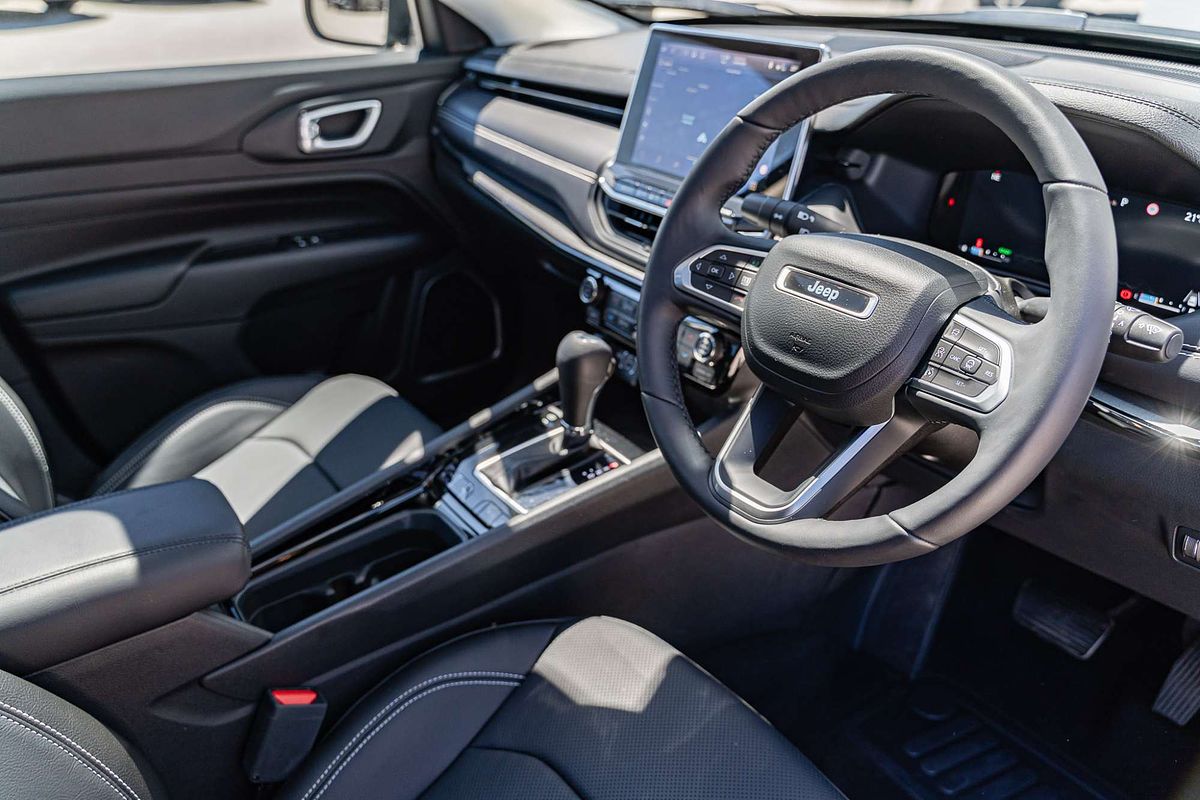 2024 Jeep Compass Summit e-Hybrid MV