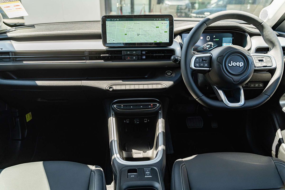 2024 Jeep Avenger Summit JJ