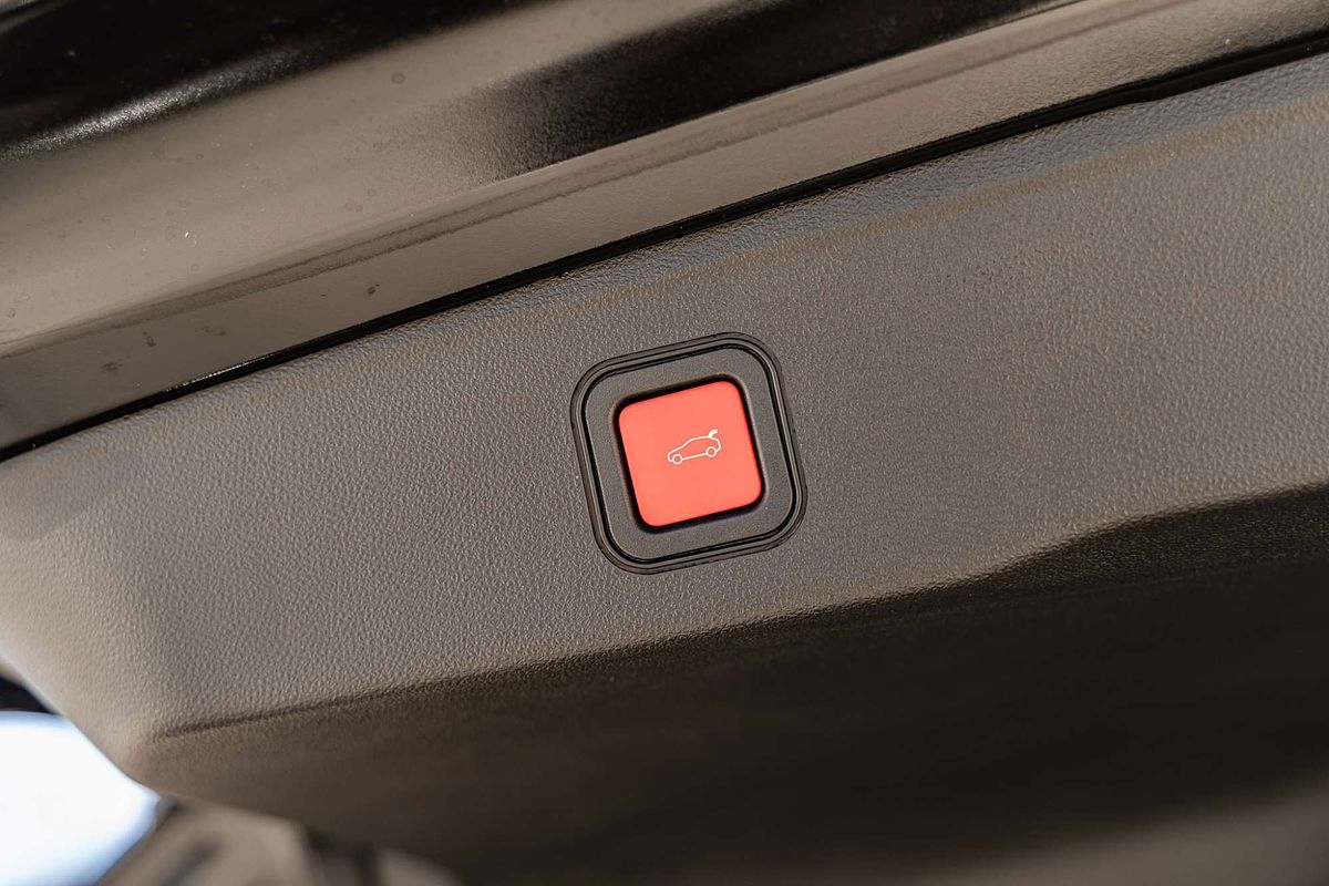 2024 Jeep Avenger Summit JJ