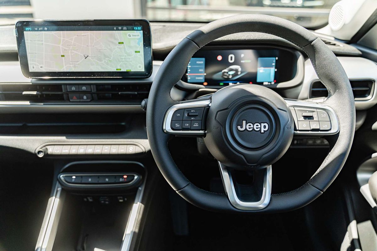 2024 Jeep Avenger Summit JJ