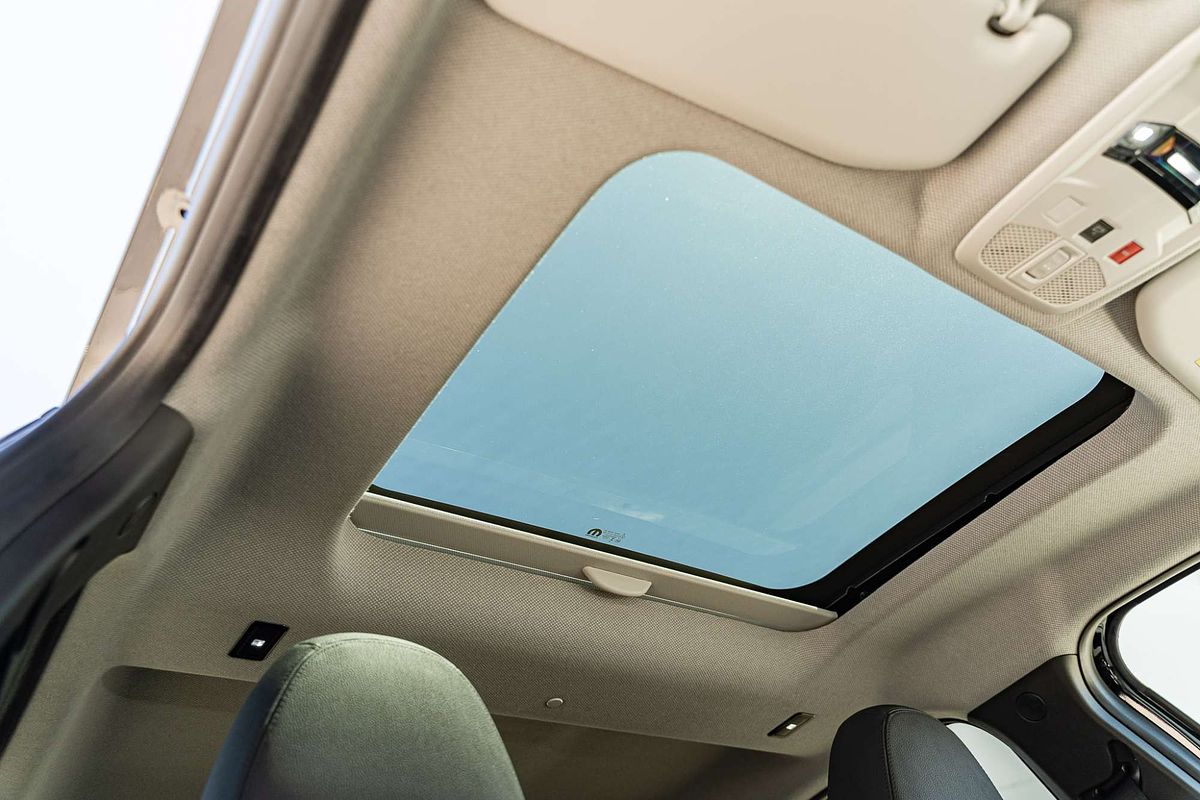 2024 Jeep Avenger Summit JJ