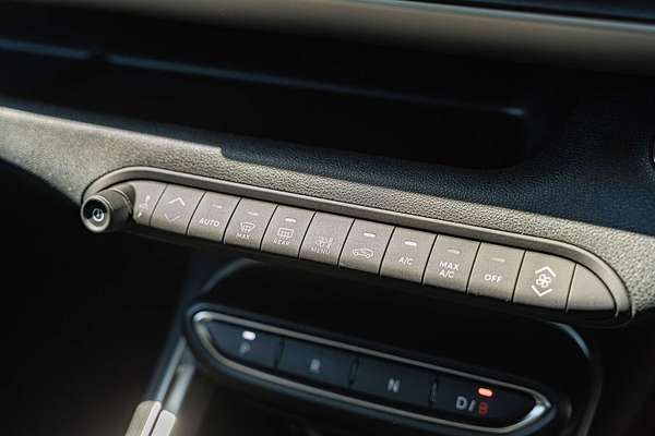 2024 Jeep Avenger Summit JJ