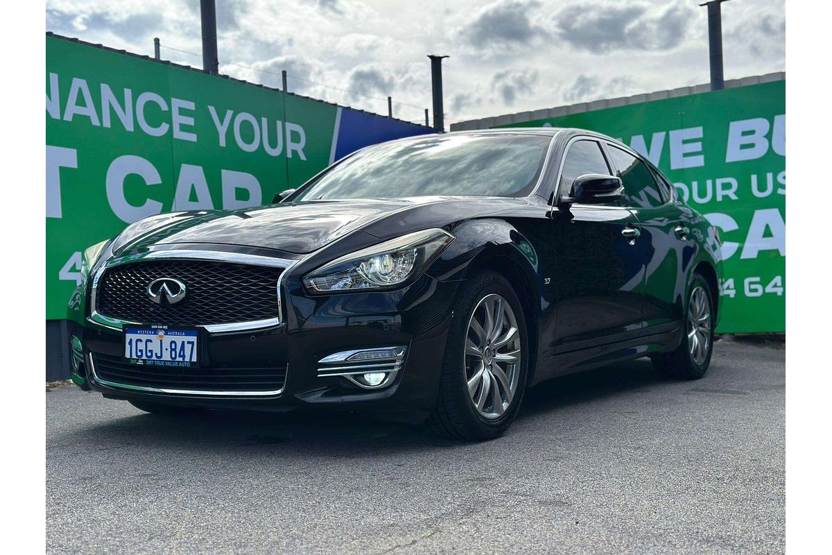 2016 INFINITI Q70 GT Y51