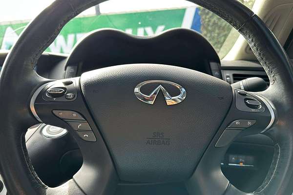 2016 INFINITI Q70 GT Y51