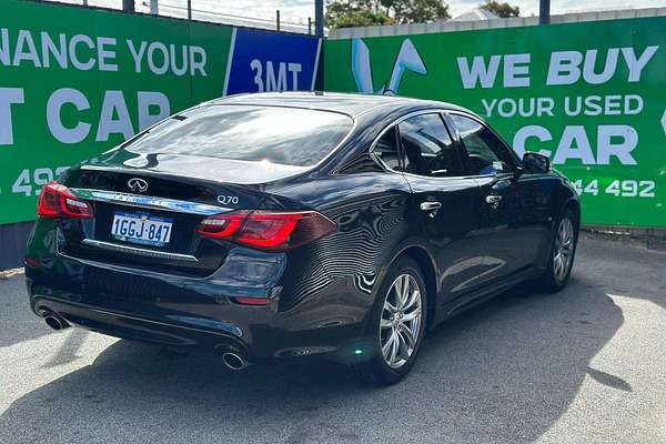 2016 INFINITI Q70 GT Y51