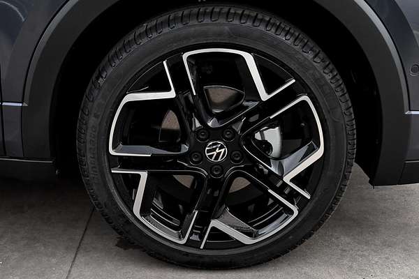 2025 Volkswagen T-Cross 85TSI R-Line D31