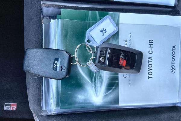 2024 Toyota C-HR GR Sport MAXH25R