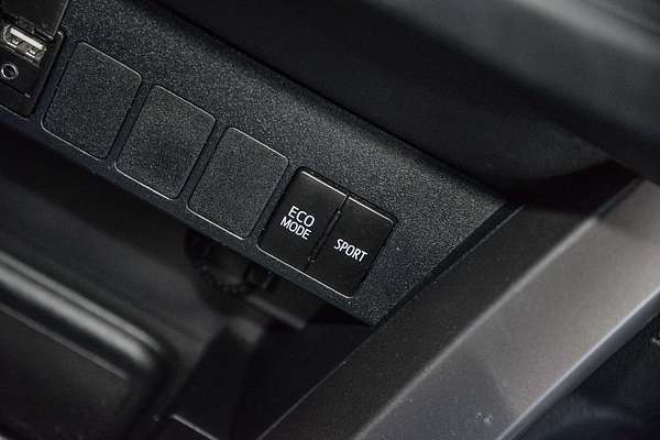 2017 Toyota RAV4 GX (4x4) ASA44R MY18