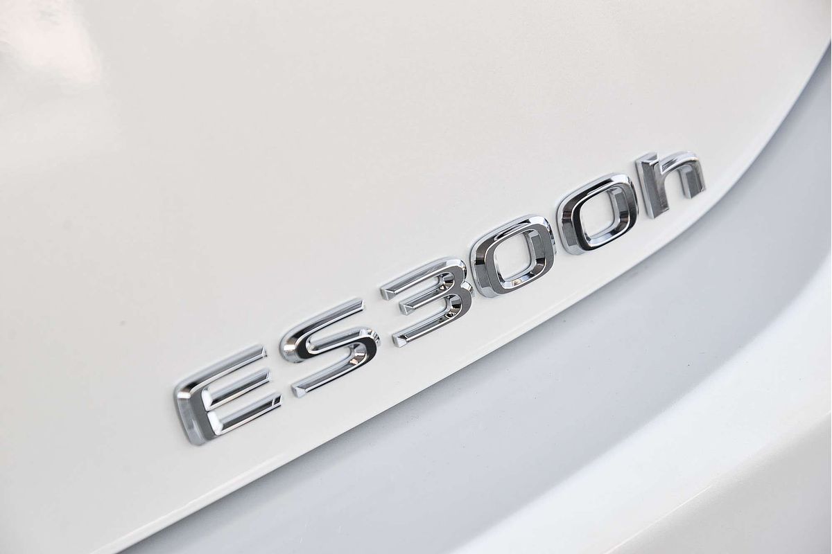 2024 Lexus ES ES300h Luxury AXZH10R