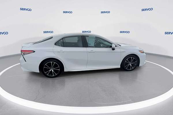 2018 Toyota Camry Hybrid SE