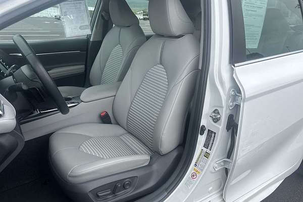 2018 Toyota Camry Hybrid SE