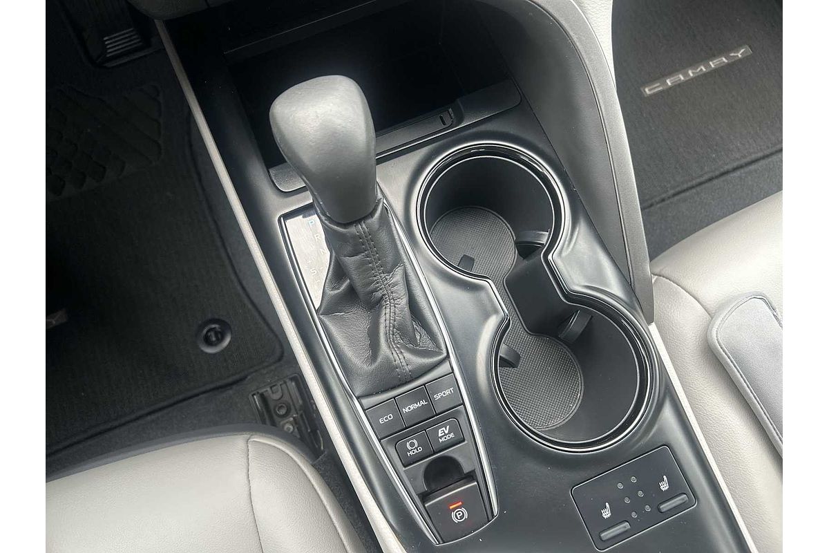 2018 Toyota Camry Hybrid SE