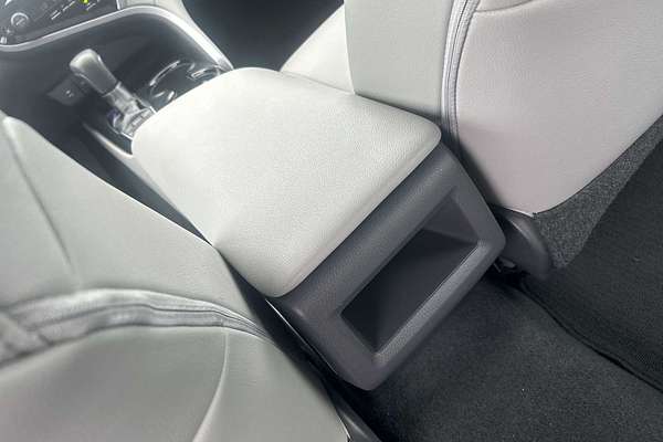 2018 Toyota Camry Hybrid SE