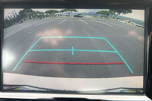 2018 Toyota Camry Hybrid SE