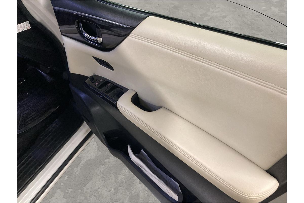 2011 Nissan Elgrand Rider Enchante PE52