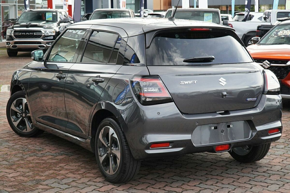 2025 Suzuki Swift Hybrid GLX UZ