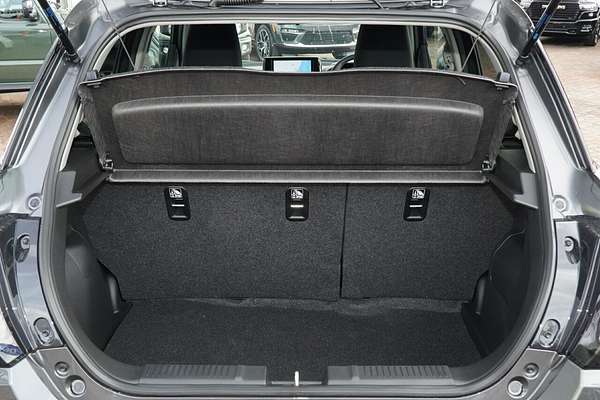 2025 Suzuki Swift Hybrid GLX UZ