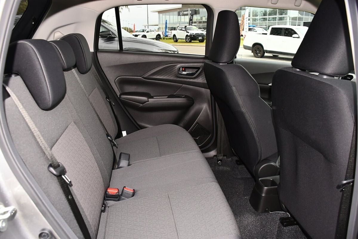 2025 Suzuki Swift Hybrid GLX UZ