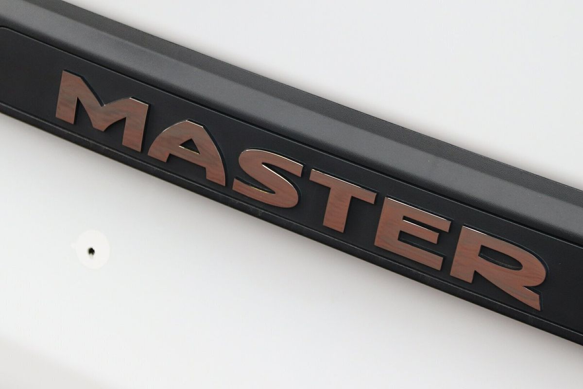 2024 Renault Master Pro 110kW X62 Phase 2 MWB Mid Roof