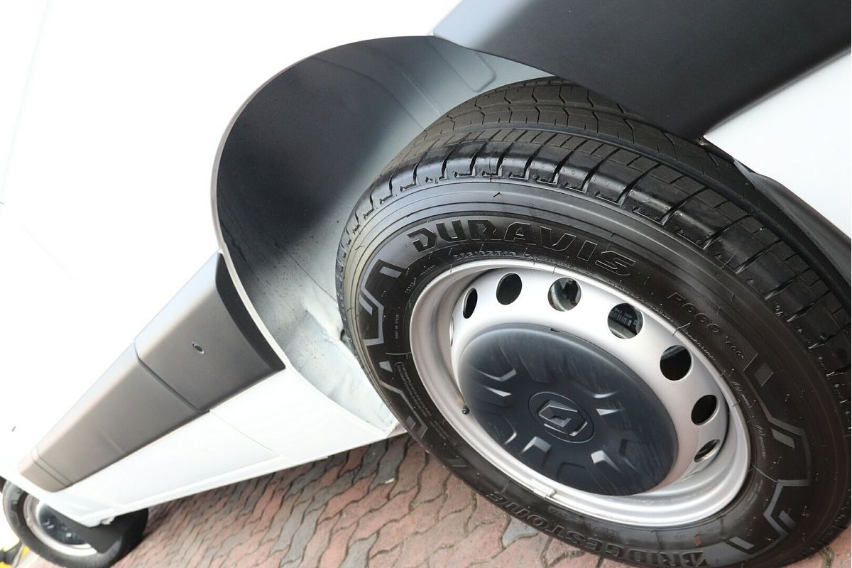 2024 Renault Master Pro 110kW X62 Phase 2 MWB Mid Roof