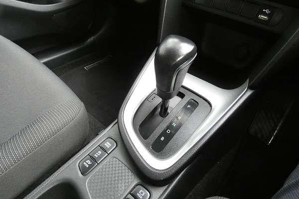 2021 Toyota YARIS CROSS GXL HYBRID MXPJ10R