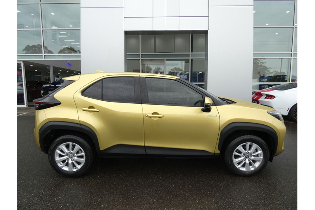 2021 Toyota YARIS CROSS GXL HYBRID MXPJ10R