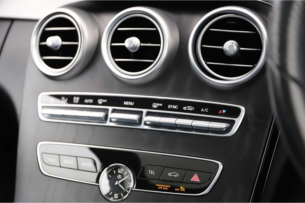 2019 Mercedes-Benz C-Class C200 C205