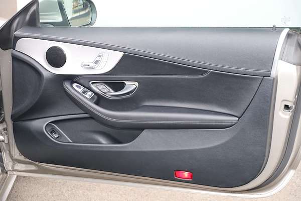 2019 Mercedes-Benz C-Class C200 C205