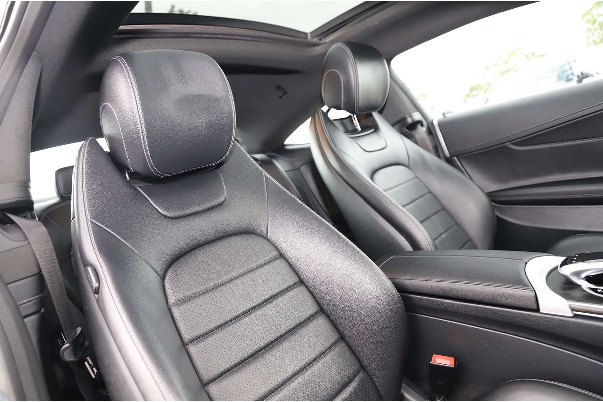 2019 Mercedes-Benz C-Class C200 C205