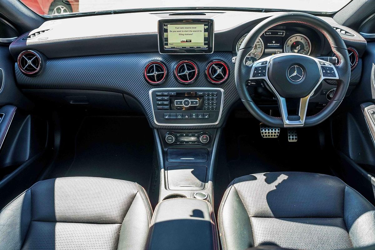 2015 Mercedes-Benz A-Class A250 Sport W176