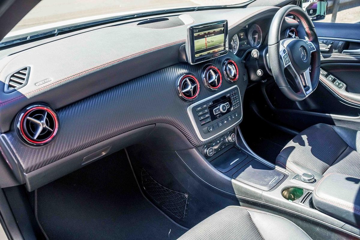 2015 Mercedes-Benz A-Class A250 Sport W176