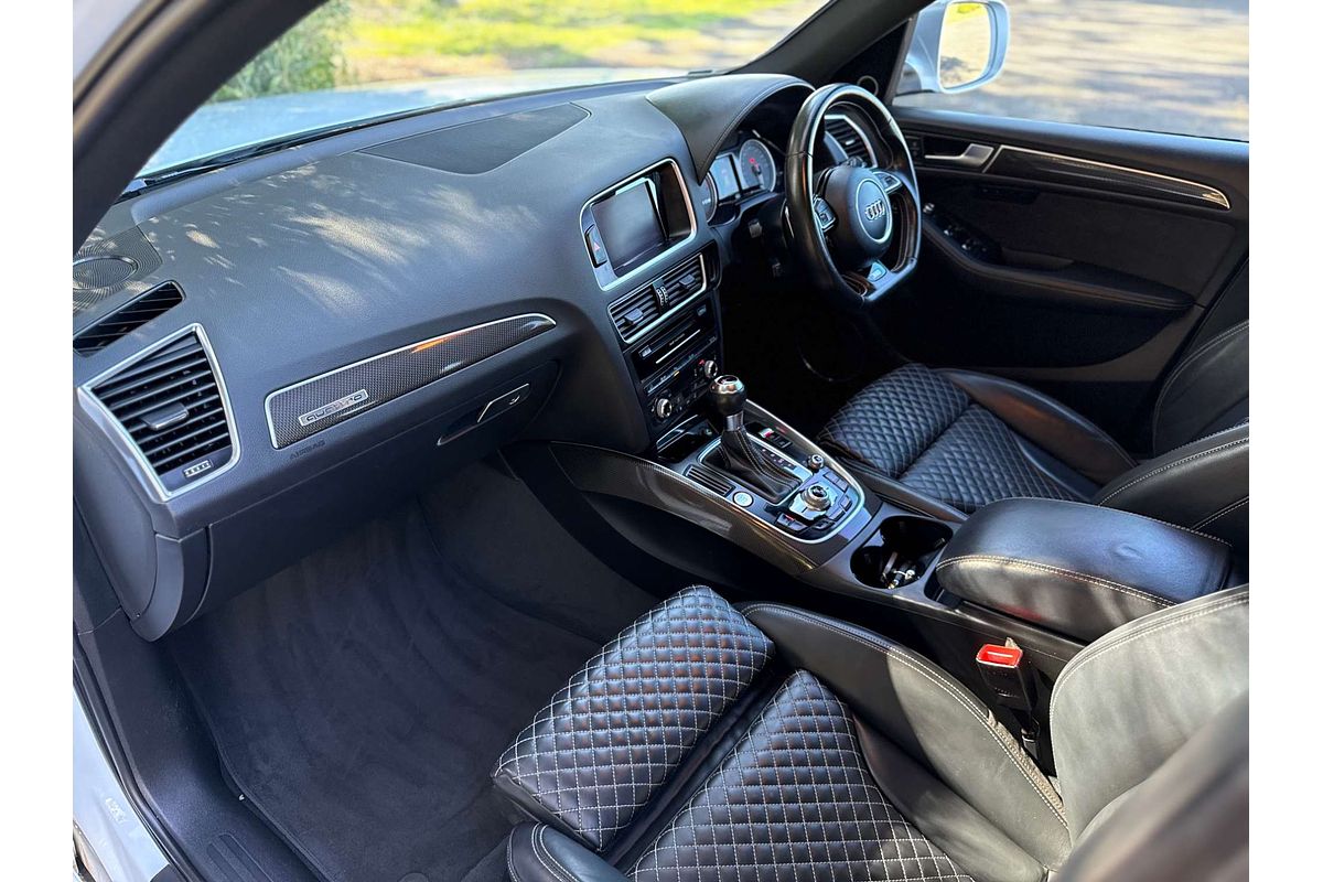 2015 Audi SQ5 TDI 8R