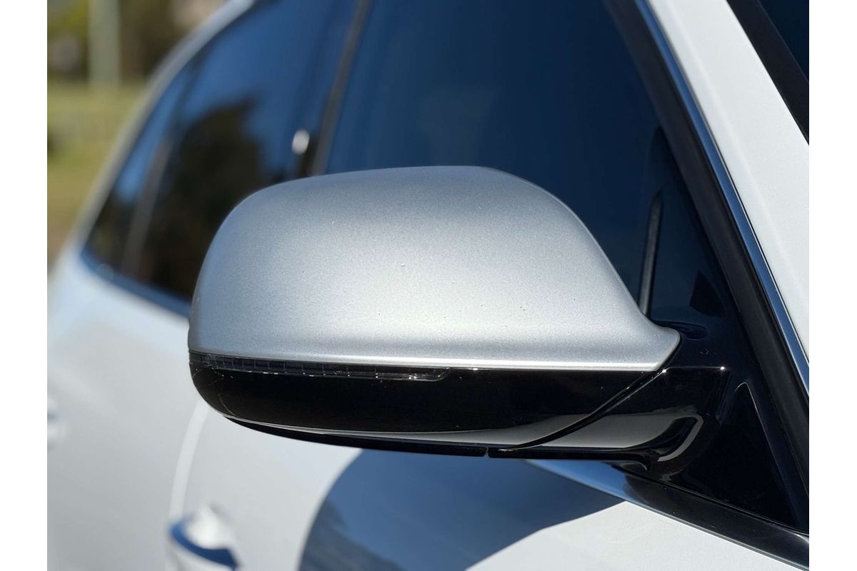 2015 Audi SQ5 TDI 8R