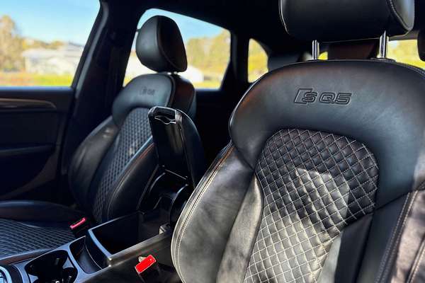 2015 Audi SQ5 TDI 8R