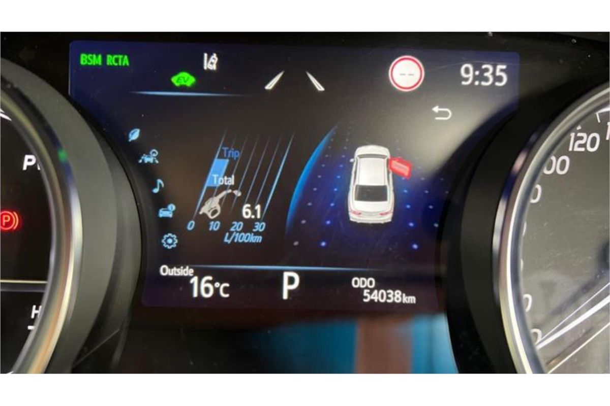 2022 Toyota Camry Ascent Sport AXVH70R