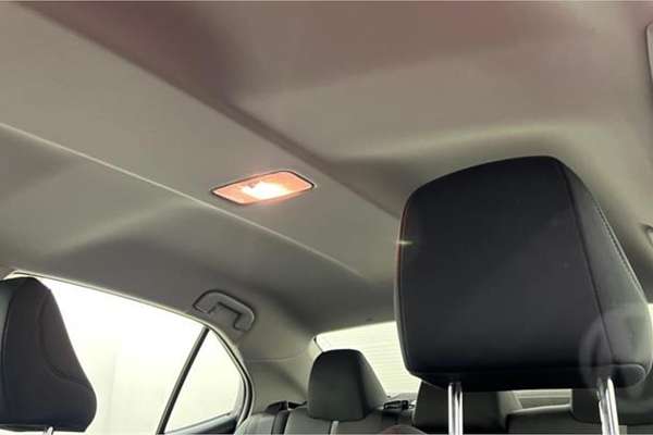 2022 Toyota Camry Ascent Sport AXVH70R