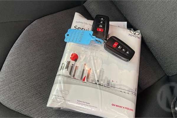 2022 Toyota Camry Ascent Sport AXVH70R