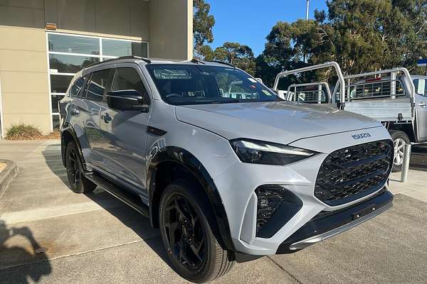 2025 Isuzu MU-X X-TERRAIN