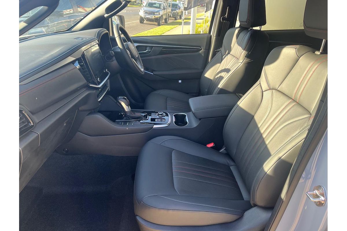 2025 Isuzu MU-X X-TERRAIN