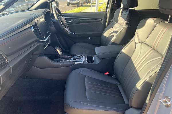 2025 Isuzu MU-X X-TERRAIN