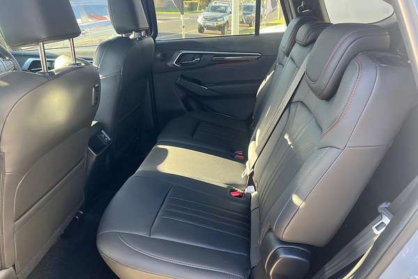 2025 Isuzu MU-X X-TERRAIN