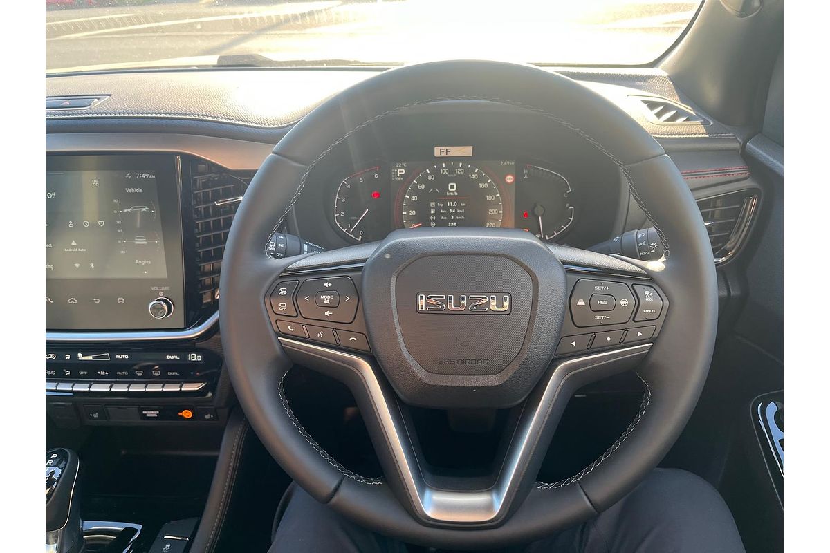 2025 Isuzu MU-X X-TERRAIN